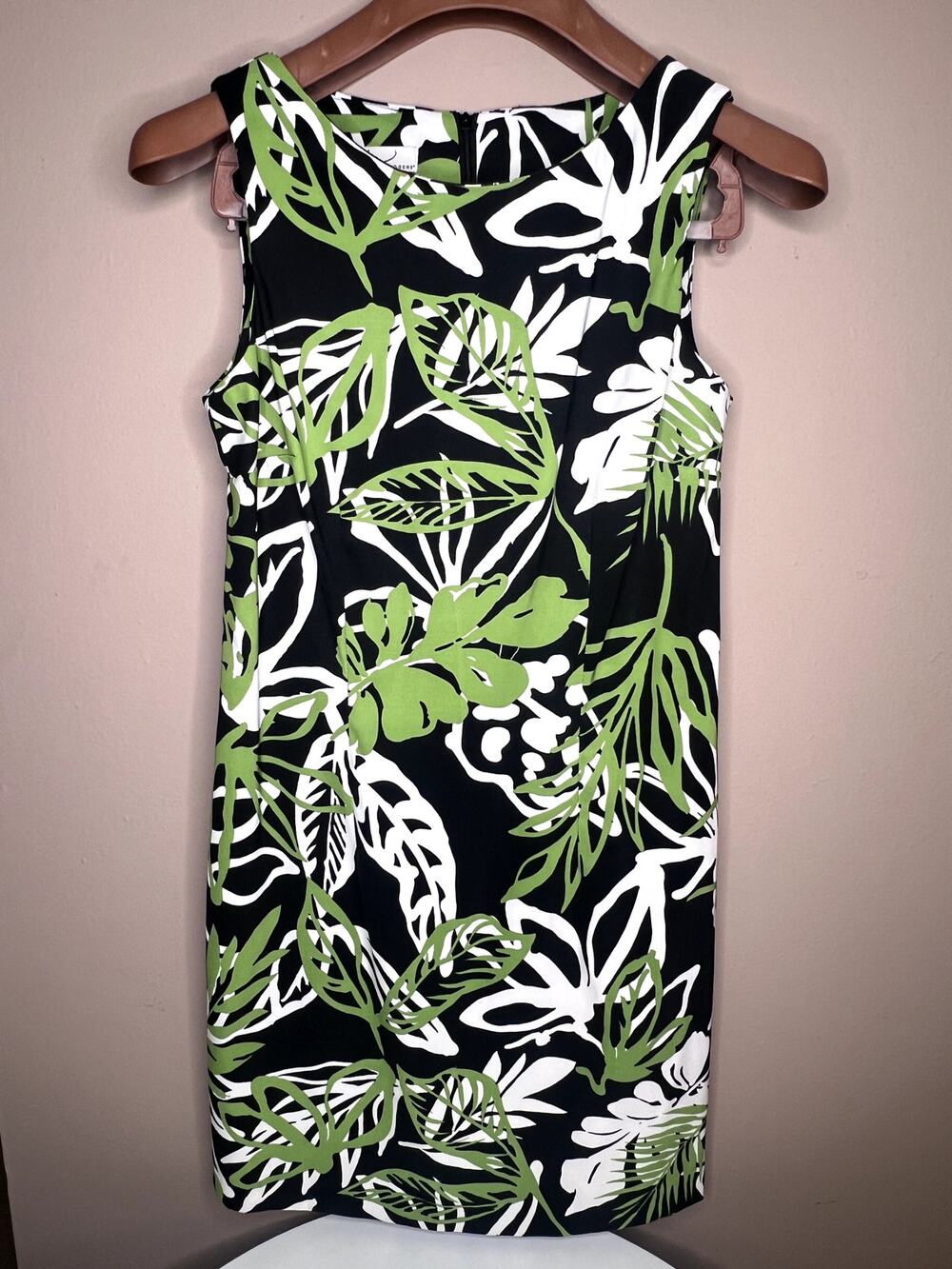 Kim Rogers Tropical Leaf Sheath Dress Size 10 NWOT Green Black Palm Print
